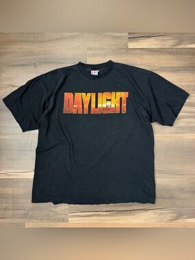 Vintage '96 Daylight Sylvester Stallone Movie Promo Graphic Tee Size XL